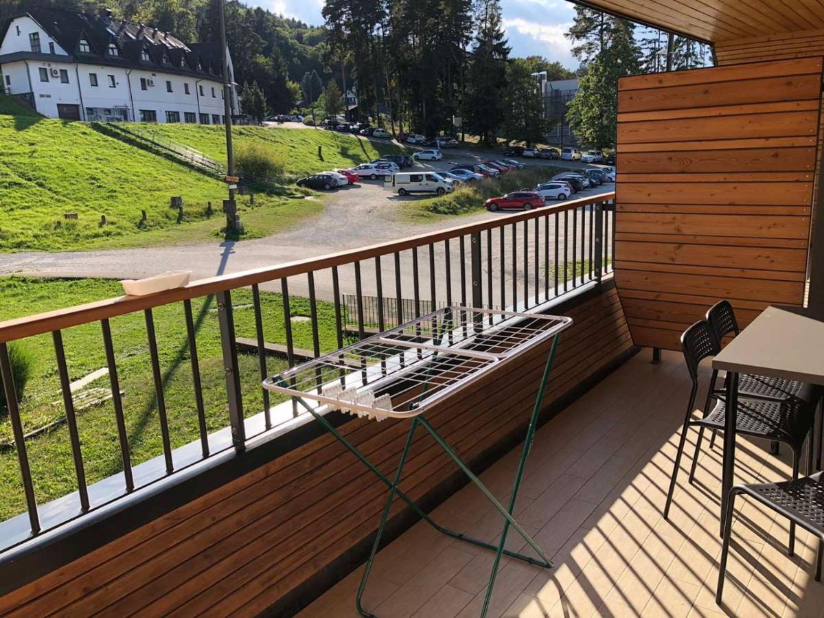 Apartma Runi Pod Zlato Lisico Pekre Екстериор снимка